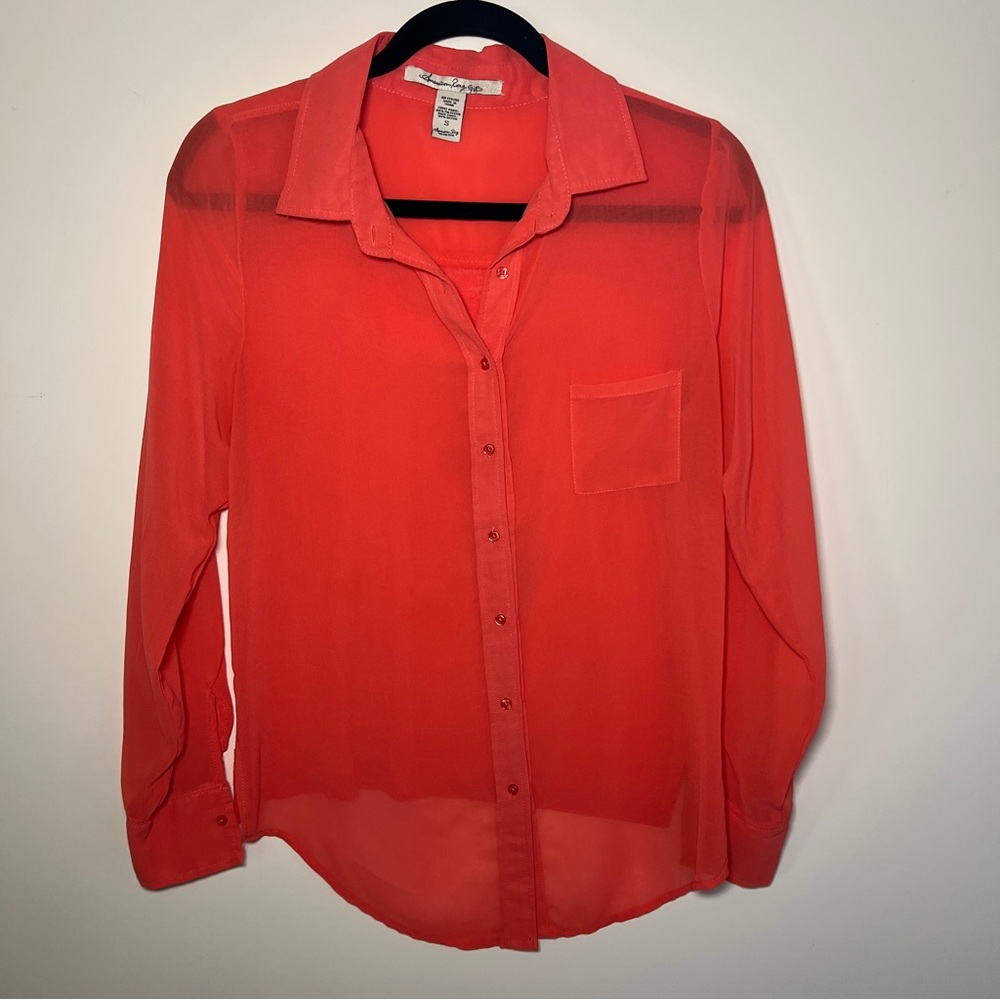 American Rag Size Small
Coral long sleeve blouse